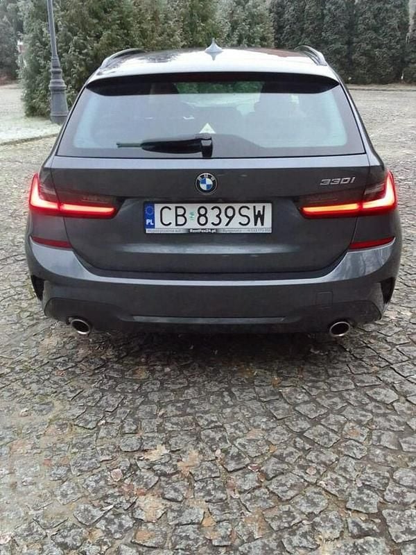 Używany BMW 330 Executive 2019 Szary Kombi