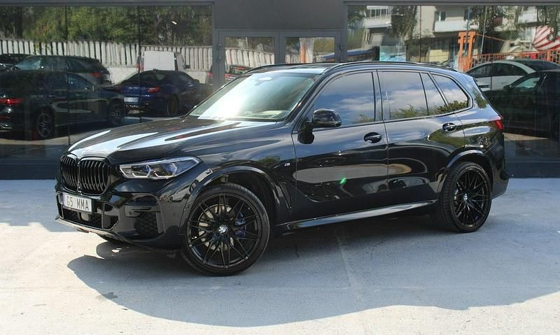 Czarny (metalik) Używany 2022 BMW X5 SUV | 299 900 zł - Obraz 1/3
