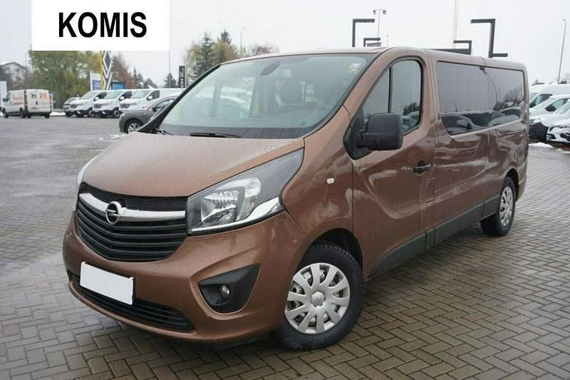 Brązowy (metalik) Używany 2015 Opel Vivaro Van | 39 900 zł - Obraz 1/4