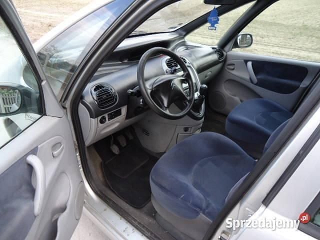 Używany 2005 Citroën Xsara Picasso Minivan | 4650 zł (Uczciwa cena) - Obraz 1/4