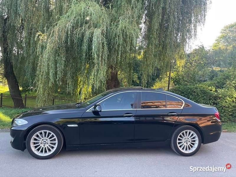 Czarny Używany 2013 BMW 528 Sedan/Limuzyna | 47 900 zł (Dobra cena) - Obraz 1/4