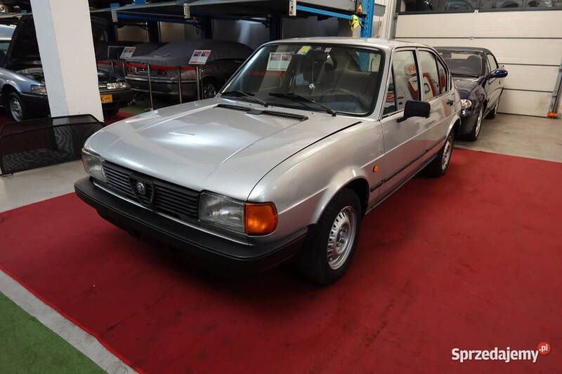 Srebrny Używany 1981 Alfa Romeo Alfasud Hatchback | 14 000 zł - Obraz 1/4