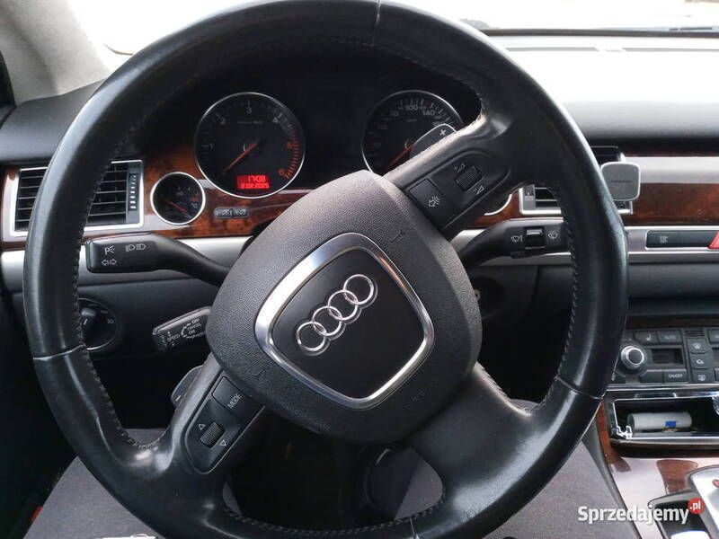 Używany Audi A8 2006 Sedan/Limuzyna