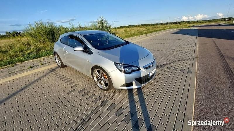 Używany Opel Astra GTC 2011 Srebrny Hatchback