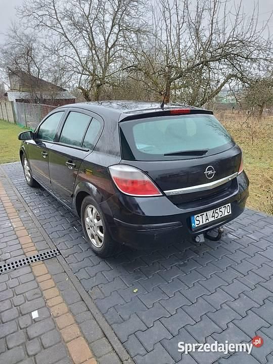 Używany Opel Astra 2003 Czarny Hatchback