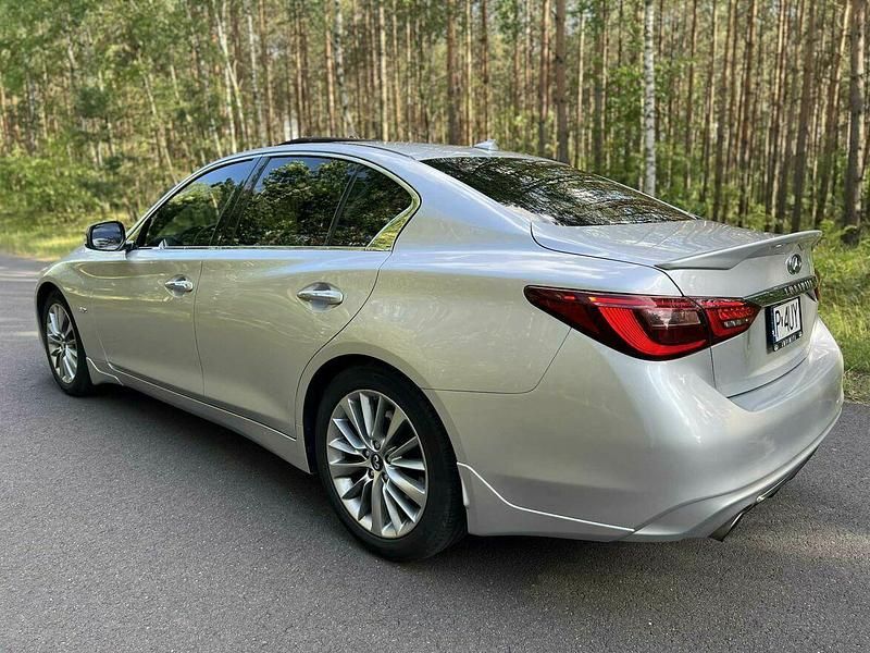 Srebrny Używany 2019 Infiniti Q50 Sedan/Limuzyna | 90 000 zł - Obraz 1/4