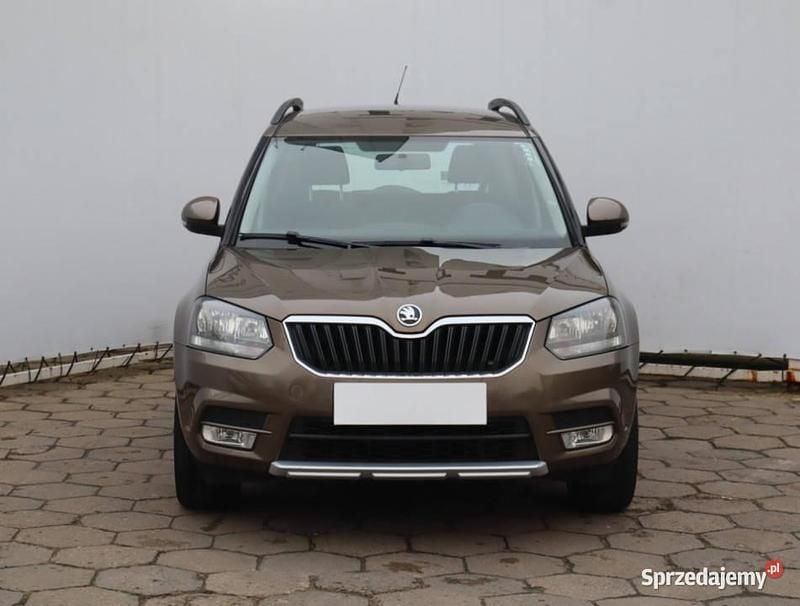 Brązowy Używany 2014 Skoda Yeti SUV | 44 499 zł (Drogi) - Obraz 1/4