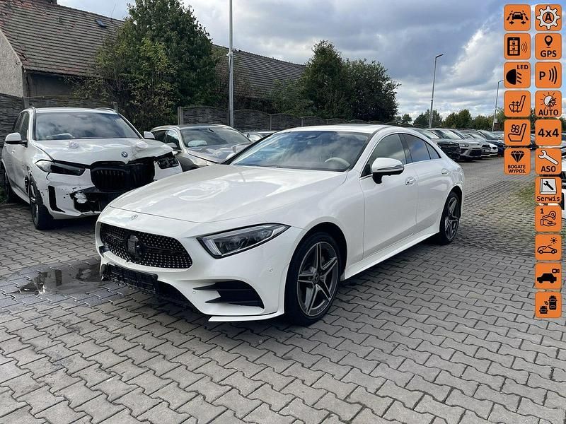 Biały (metalik) Używany 2018 Mercedes CLS400 Sedan/Limuzyna | 117 900 zł - Obraz 1/4