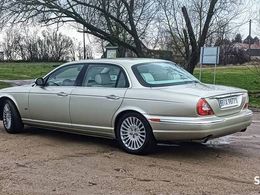 Jaguar XJ8