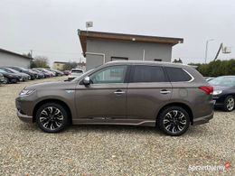 Mitsubishi Outlander P-HEV