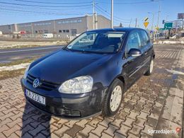 VW Golf V