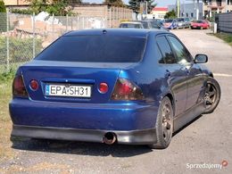 Lexus IS200