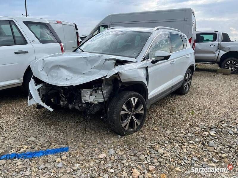 Biały Używany 2024 Seat Ateca Business SUV | 31 000 zł - Obraz 1/4