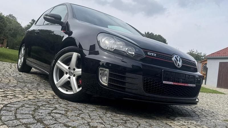 Używany VW Golf VI GTI 210 KM (154 kW) 2009 Czarny metalik Hatchback