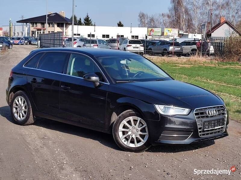 Czarny Używany 2013 Audi A3 Hatchback | 34 900 zł (Uczciwa cena) - Obraz 1/4