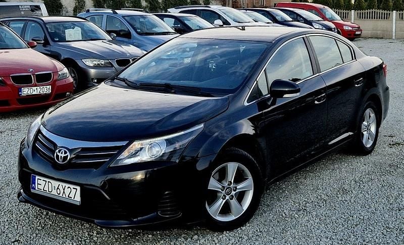 Czarny (metalik) Używany 2012 Toyota Avensis Sedan/Limuzyna | 29 900 zł (Dość drogi) - Obraz 1/4