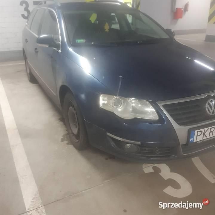 Używany VW Passat 2007 Granatowy Kombi