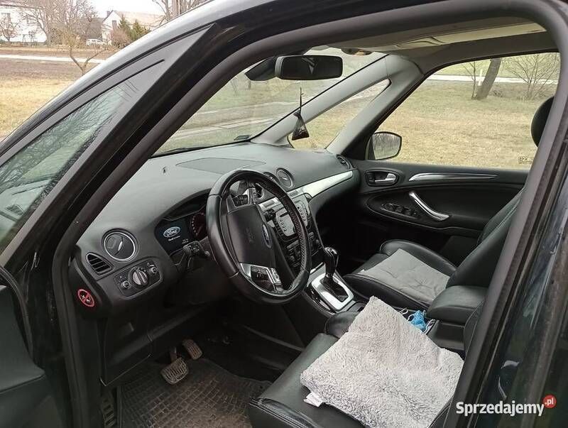 Używany Ford Galaxy Titanium 140 KM (102 kW) 2010 Czarny Minivan