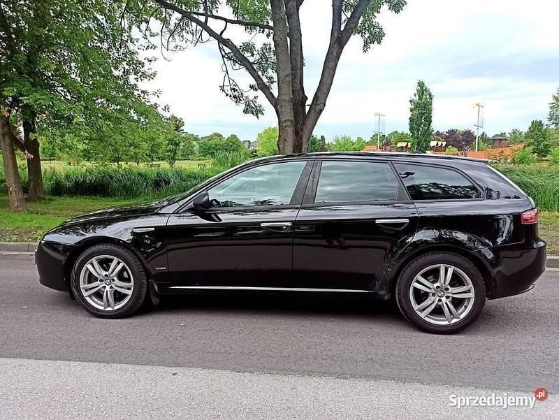 Używany Alfa Romeo 159 2010 Czarny Kombi