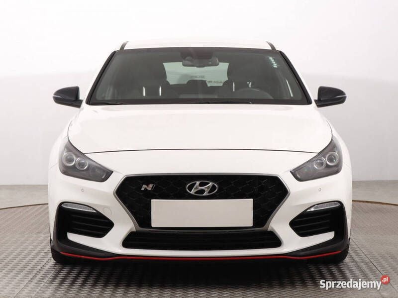 Biały Używany 2020 Hyundai i30 Hatchback | 92 999 zł (Uczciwa cena) - Obraz 1/4