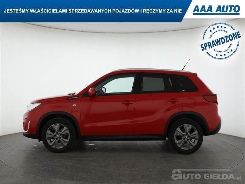 Używany Suzuki Vitara 112 KM (82 kW) 2018 Czerwony SUV