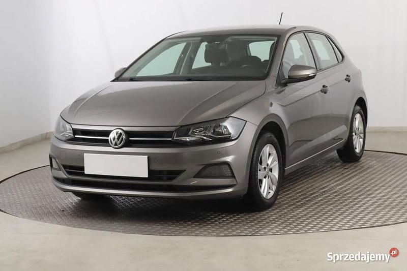 Używany VW Polo 2020 Szary Hatchback