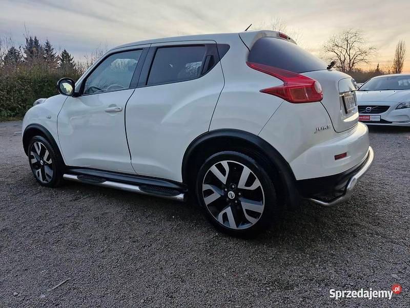 Biały Używany 2013 Nissan Juke SUV | 39 900 zł (Uczciwa cena) - Obraz 1/4