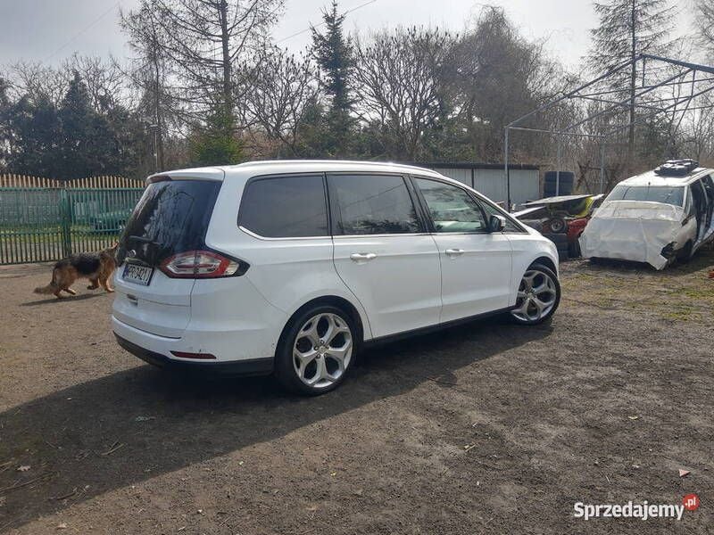 Biały Używany 2016 Ford Galaxy Titanium Minivan | 54 900 zł - Obraz 1/4