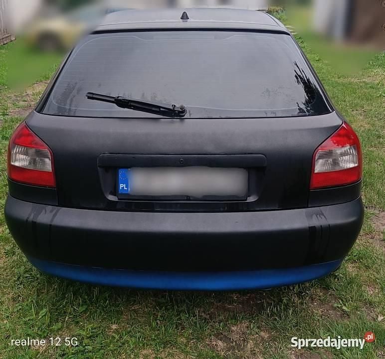 Czarny Używany 2001 Audi A3 Coupe | 4500 zł (Uczciwa cena) - Obraz 1/4