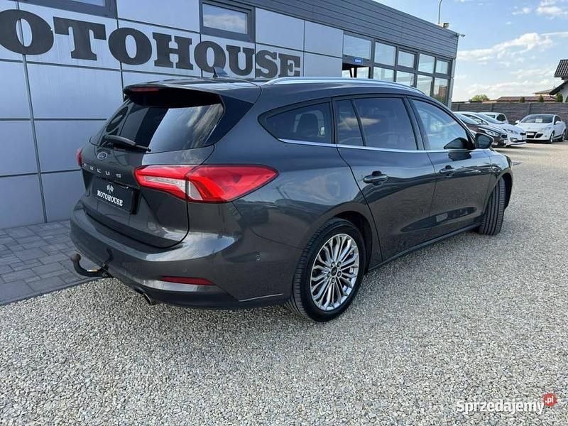 Używany Ford Focus Titanium 150 KM (110 kW) 2020 Szary Sedan/Limuzyna
