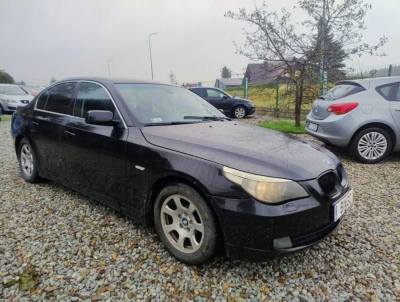 Używany BMW 520 163 KM (119 kW) 2006 Czarny Sedan/Limuzyna