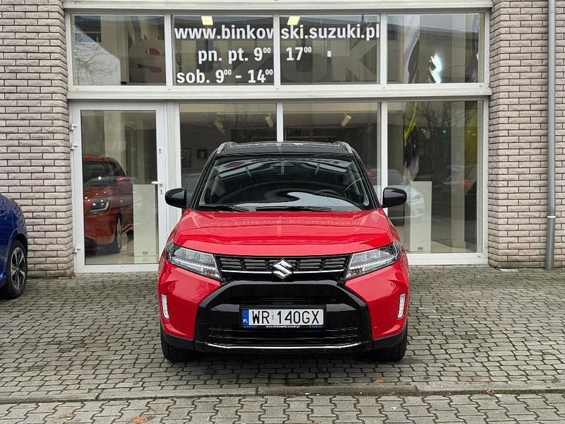 Używany Suzuki Vitara 2024 A9h bright red SUV