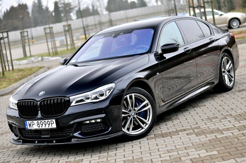 Niebieski (metalik) Używany 2018 BMW 730 Sedan/Limuzyna | 229 900 zł - Obraz 1/4