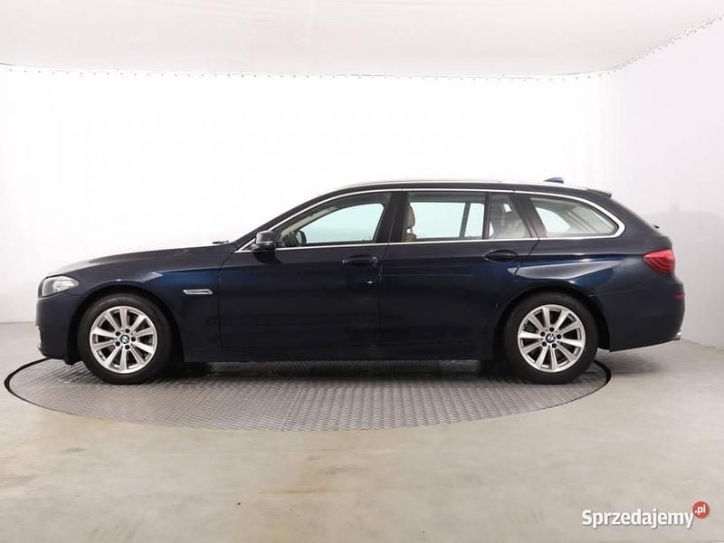 Używany BMW 520 2014 Niebieski Kombi
