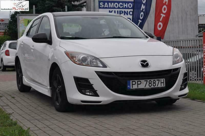 Używany Mazda 3 109 KM (80 kW) 2010 Biały Hatchback