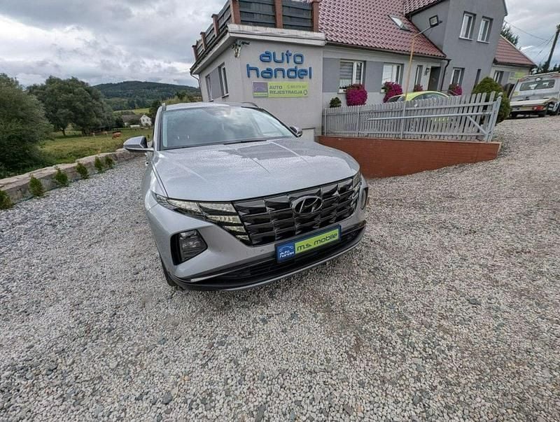 Szary Używany 2022 Hyundai Tucson SUV | 104 900 zł (Uczciwa cena) - Obraz 1/4
