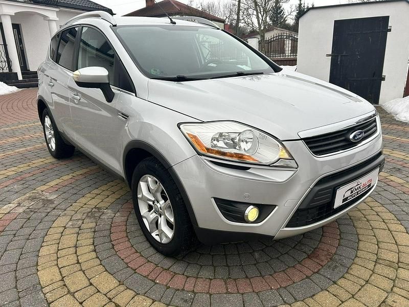 Używany Ford Kuga 136 KM (100 kW) 2010 Srebrny SUV
