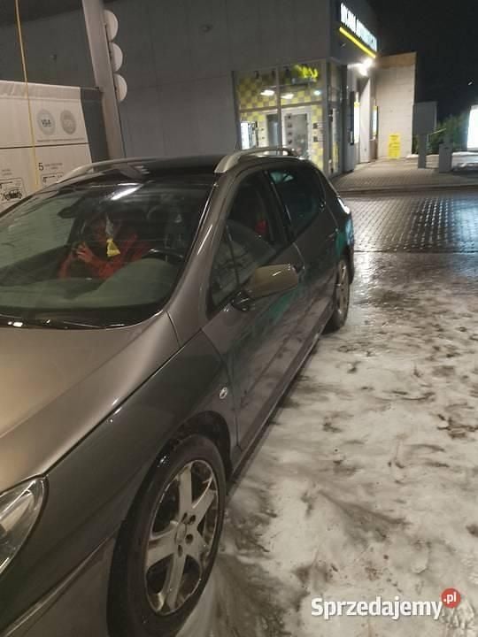 Używany Peugeot 407 136 KM (100 kW) 2008 Srebrny Kombi