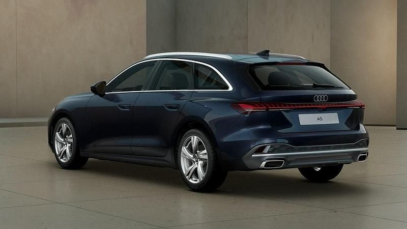 Używany Audi A5 Ambiente 150 KM (110 kW) 2024 Niebieski Coupe