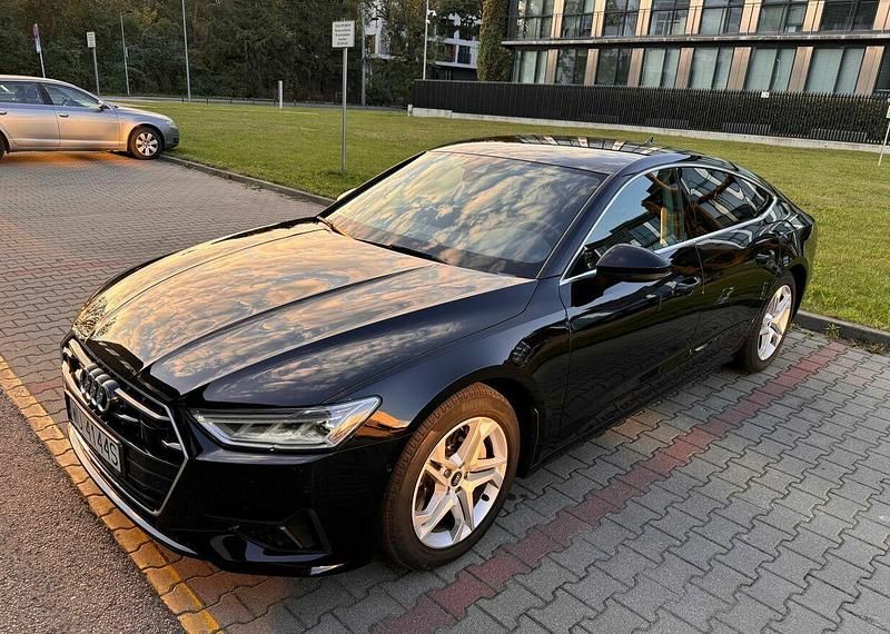 Czarny Używany 2021 Audi A7 Sportback Design Hatchback | 165 000 zł - Obraz 1/4