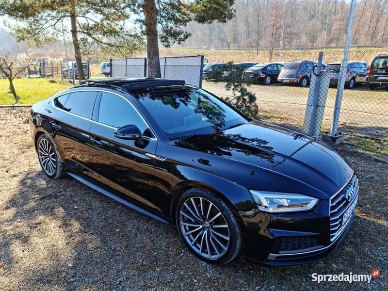 Czarny Używany 2017 Audi A5 S-Line Coupe | 105 000 zł - Obraz 1/4