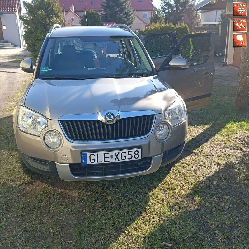 Inny kolor Używany 2010 Skoda Yeti SUV | 21 500 zł (Uczciwa cena) - Obraz 1/4