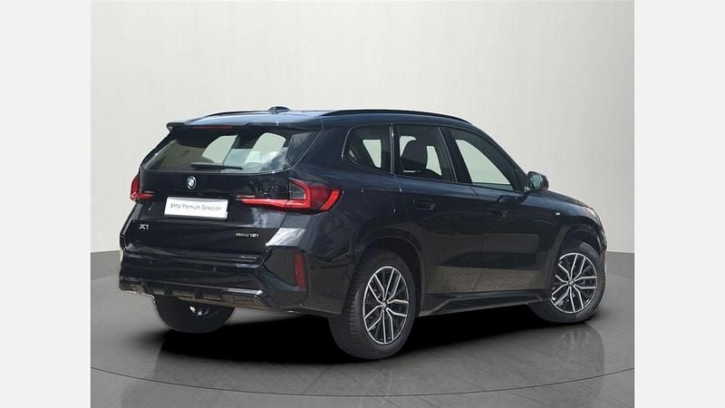 Używany BMW X1 Luxury Line 136 KM (100 kW) 2025 Czarny szafir metalizowany SUV