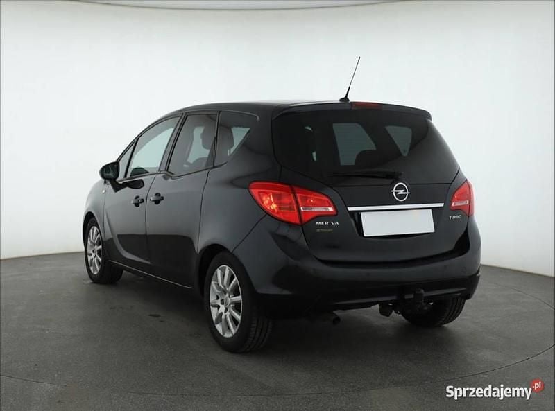 Używany Opel Meriva 120 KM (88 kW) 2015 Czarny Minivan