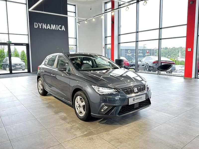 Grafitowy (metalik) Używany 2019 Seat Ibiza Style Hatchback | 52 900 zł (Uczciwa cena) - Obraz 1/3