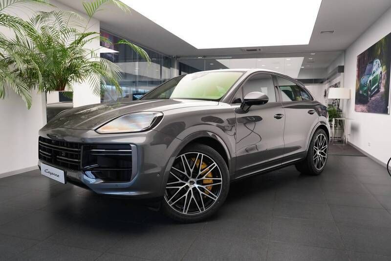 Quarzite grey metallic Nowe 2024 Porsche Cayenne Turbo E-Hybrid SUV | 1 036 370 zł (Super Cena) - Obraz 1/4