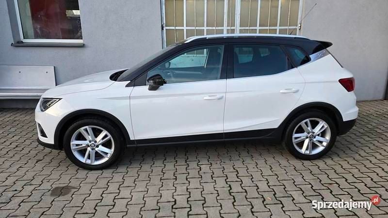 Używany 2019 Seat Arona FR SUV | 64 000 zł (Uczciwa cena) - Obraz 1/4