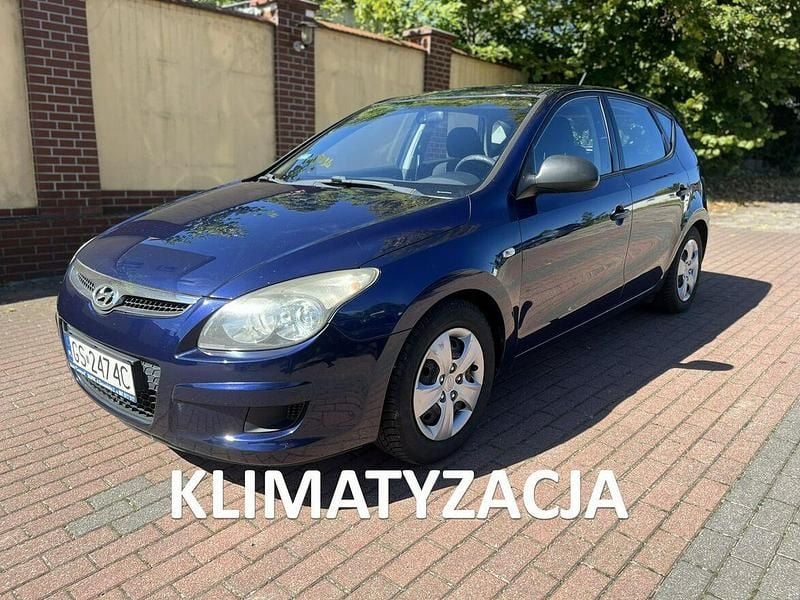 Niebieski Używany 2009 Hyundai i30 Hatchback | 8900 zł (Super Cena) - Obraz 1/4