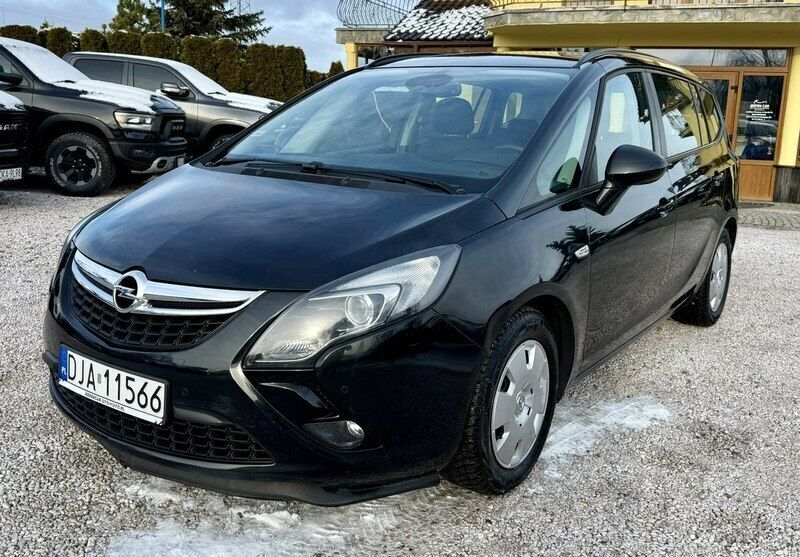 Czarny Używany 2013 Opel Zafira Minivan | 23 900 zł (Uczciwa cena) - Obraz 1/4