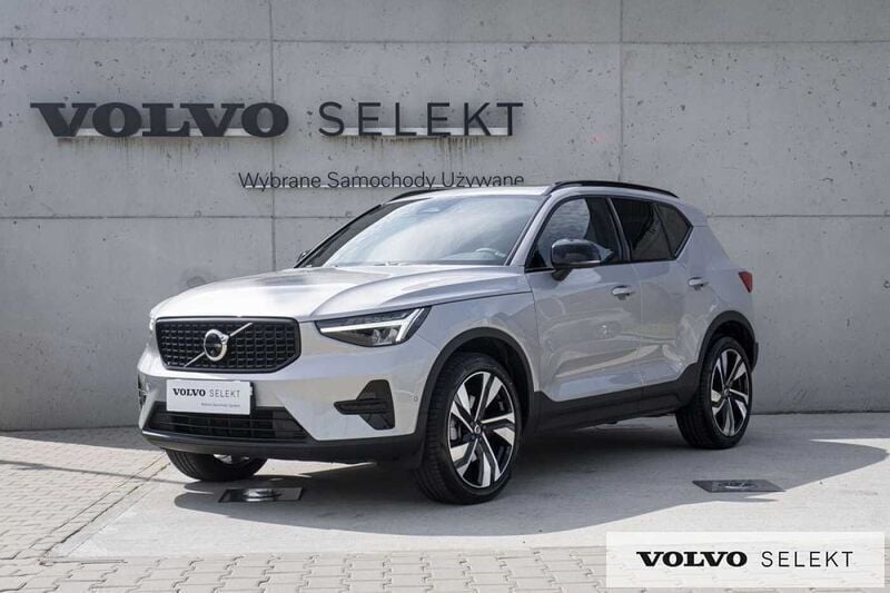 Srebrny Używany 2025 Volvo XC40 SUV | 199 900 zł (Drogi) - Obraz 1/3